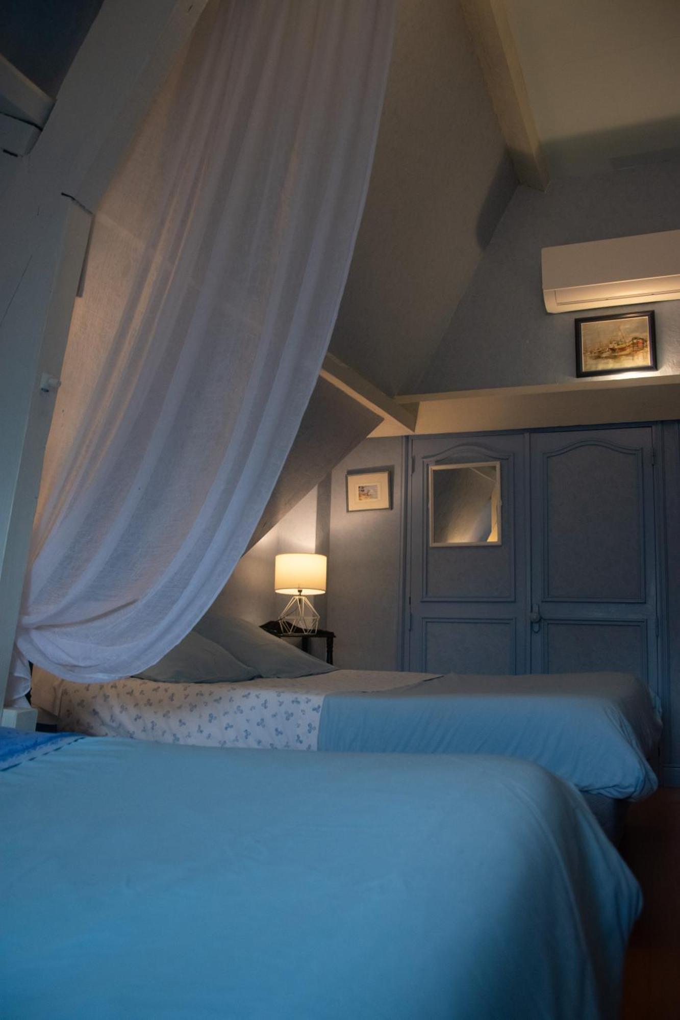 La Noisetiere Hotel Noyers-sur-Cher Exterior photo
