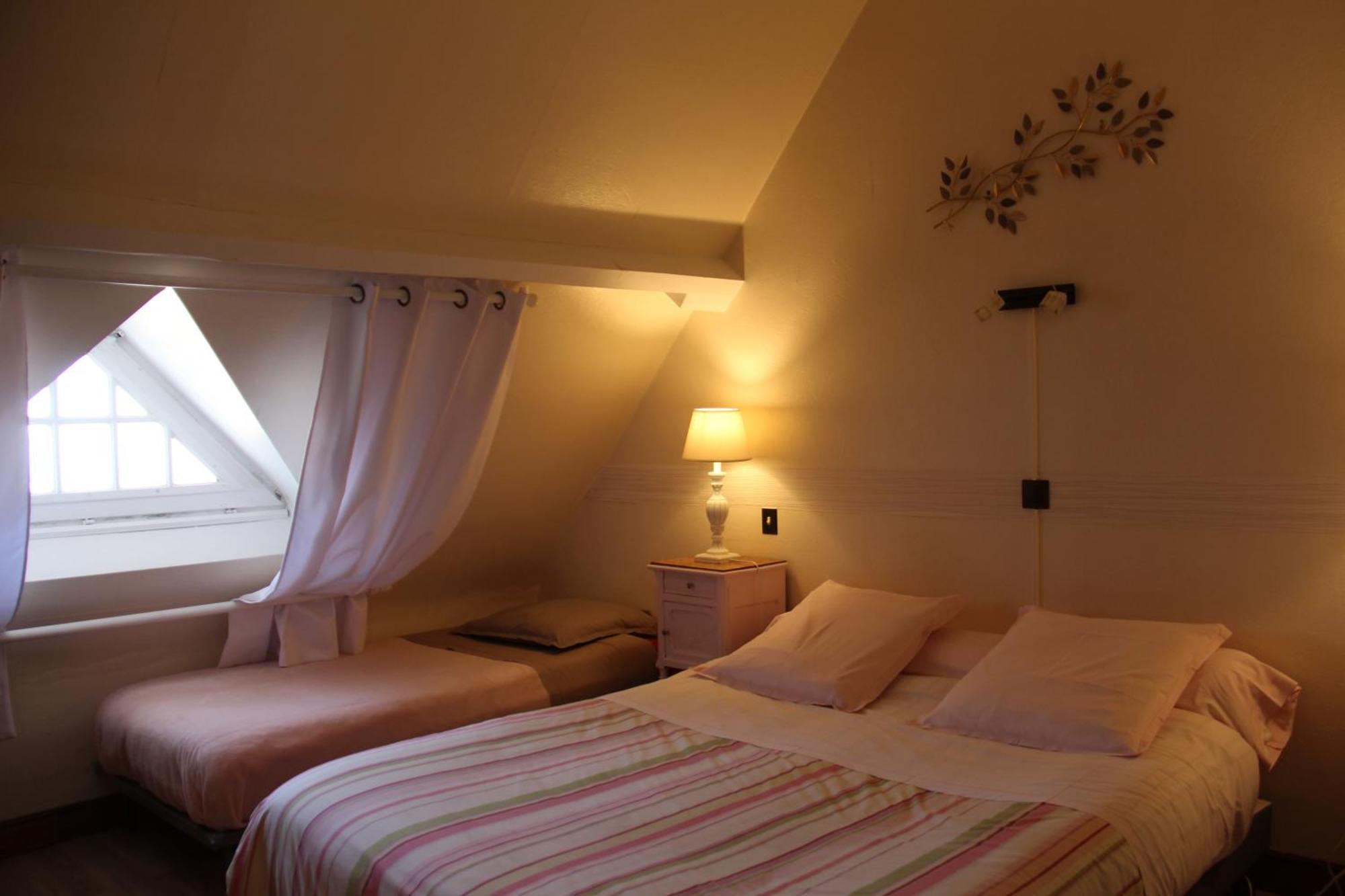 La Noisetiere Hotel Noyers-sur-Cher Exterior photo
