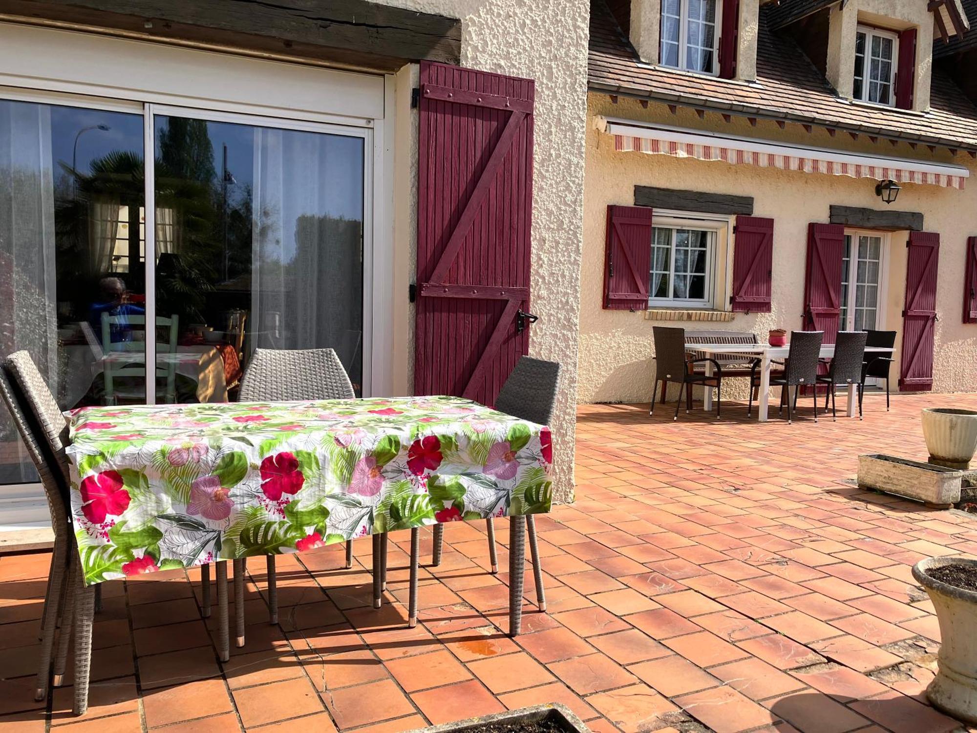 La Noisetiere Hotel Noyers-sur-Cher Exterior photo