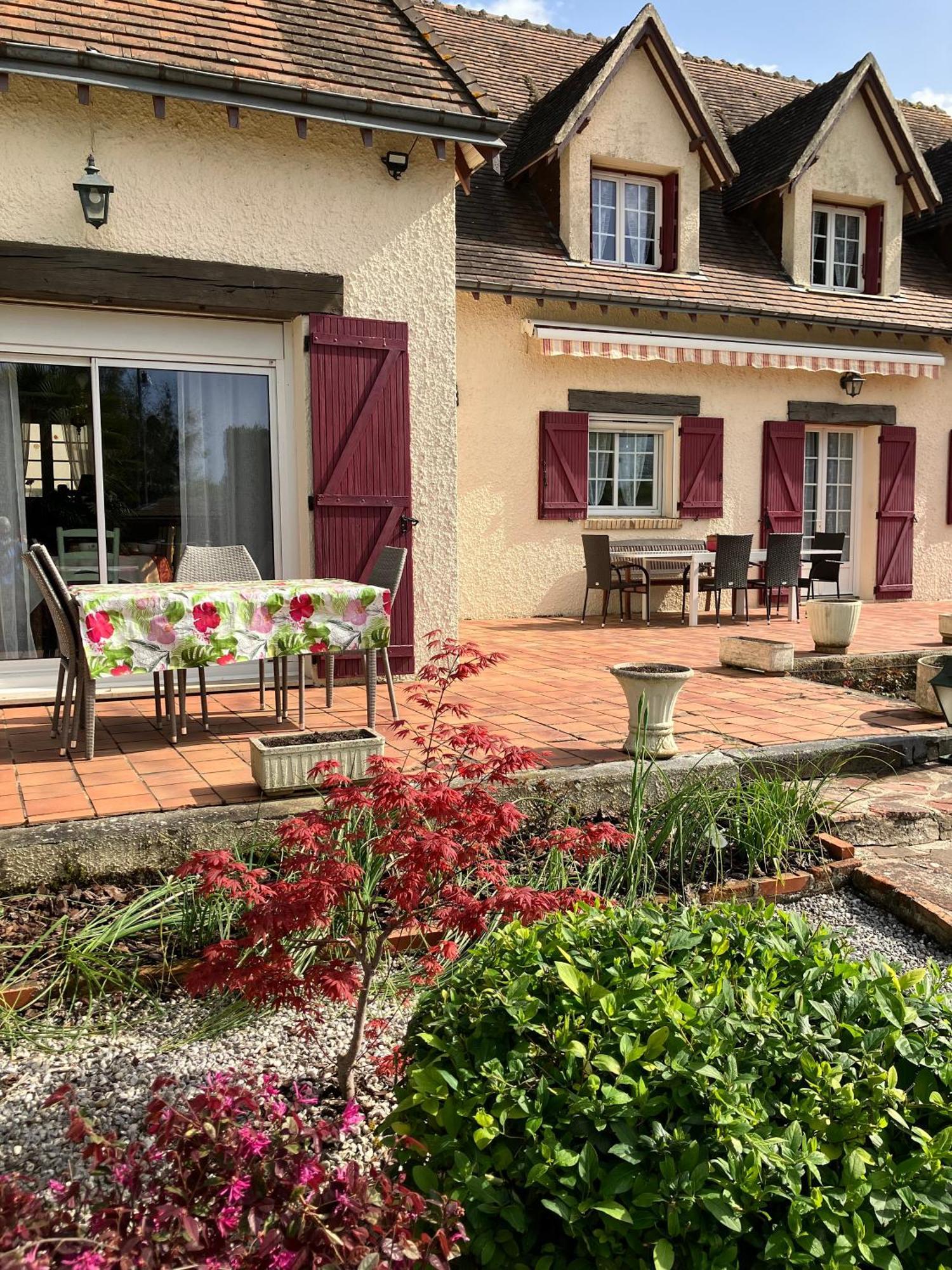 La Noisetiere Hotel Noyers-sur-Cher Exterior photo